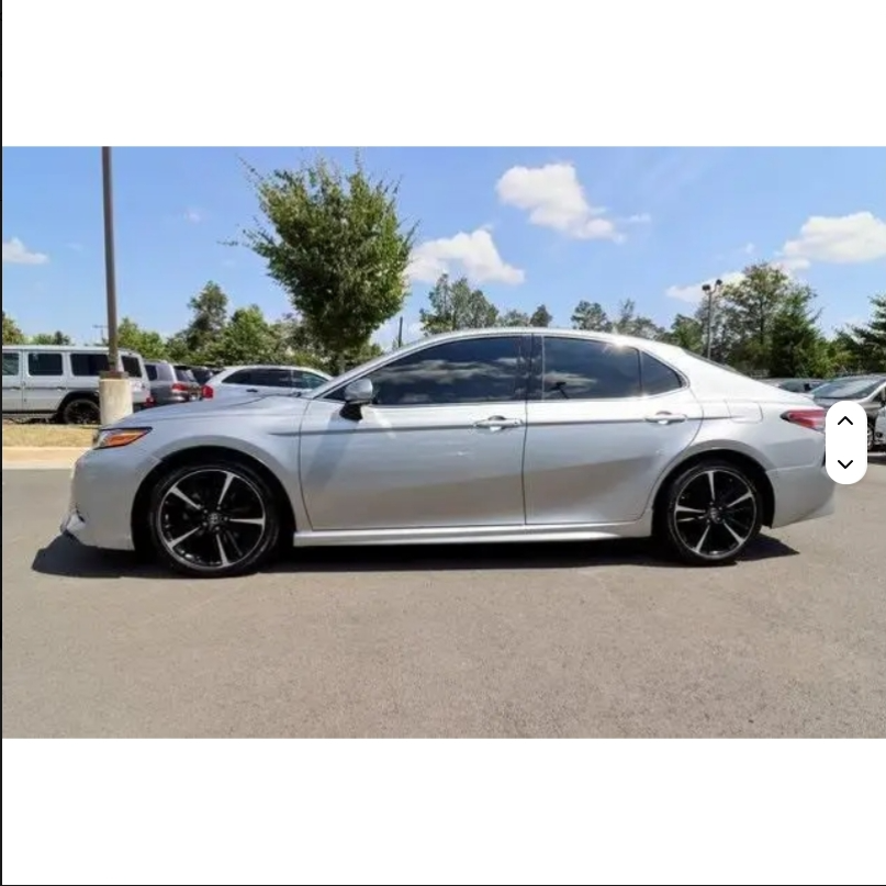 ToyotaS Camry XSE SEDAN With LOW Mileage