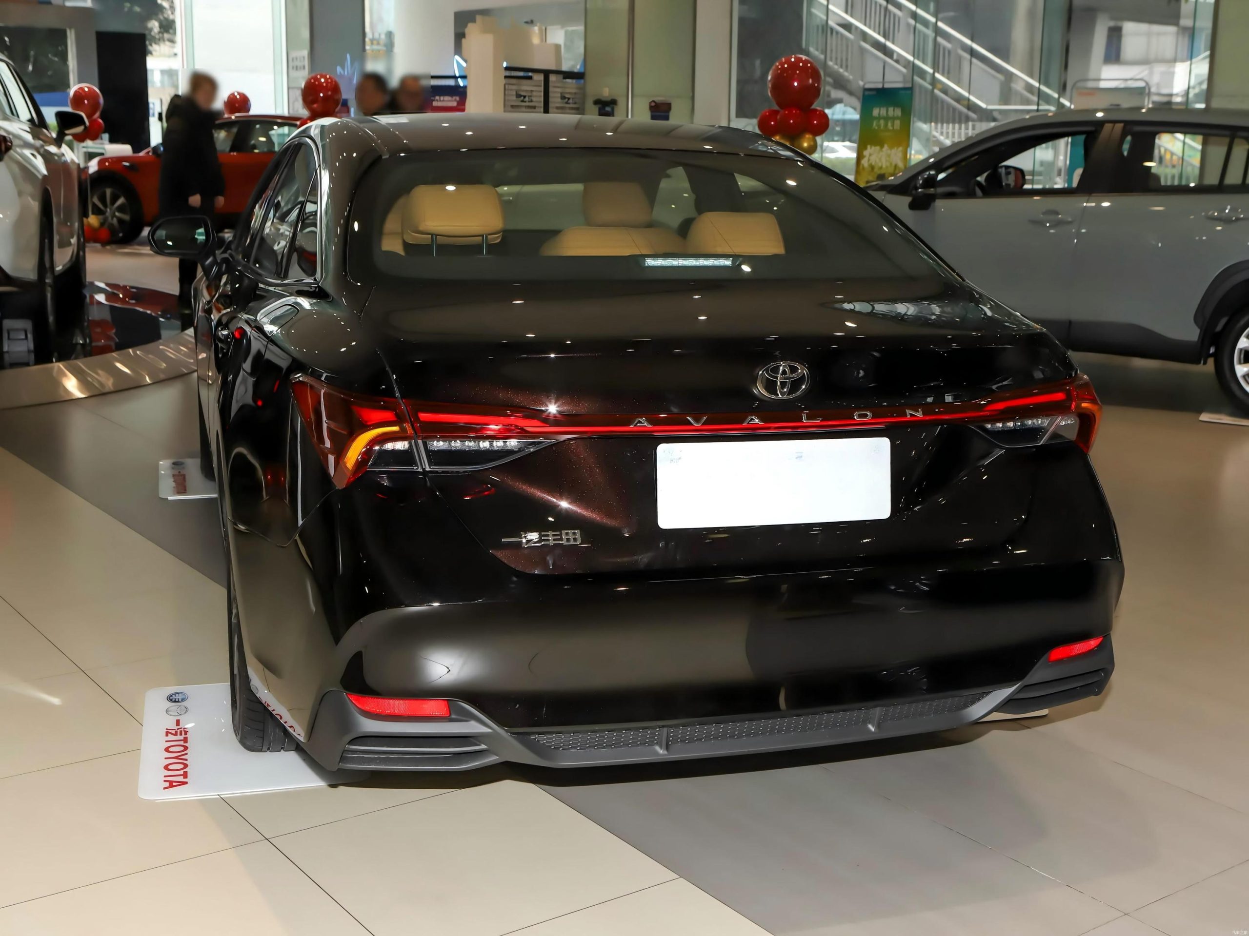 2026 Toyotas Avalon Mid-size Sedan Left-hand Drive Gasoline/Hybrid 4-door, 5-seat Multiple - Image 3