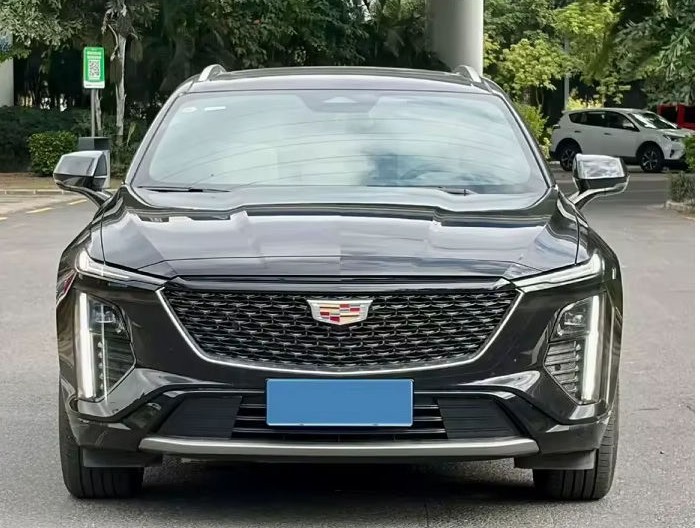 2026 Cadillac GT4 SUV