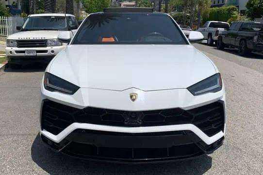 Lamborghini Urus SUV - Image 3
