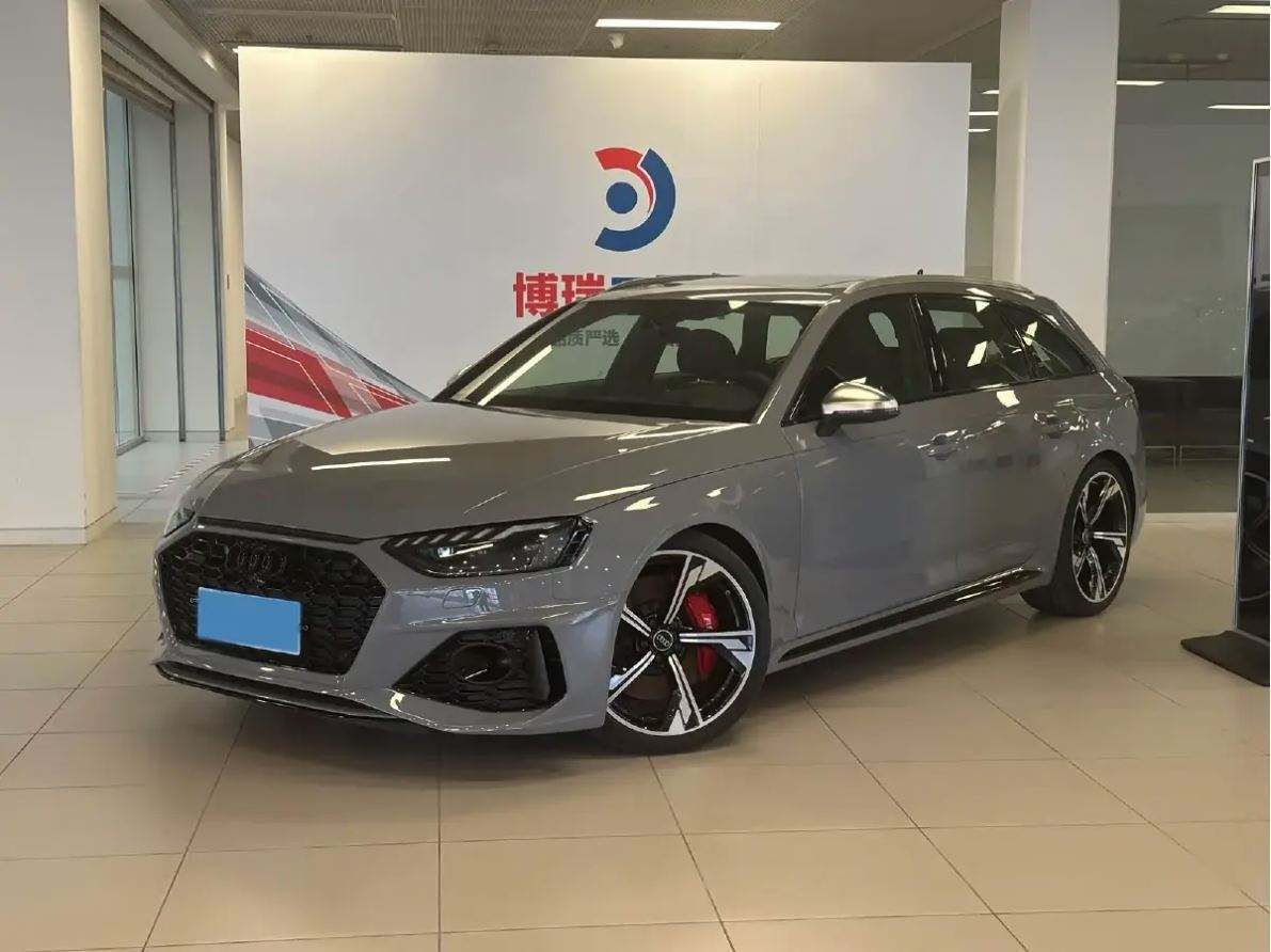 2026 AudiS RS 4 Gasoline 2.9L Twin-Turbo Quattro AWD, Low Mileage, 4-Door Sedan Performance Luxury Car