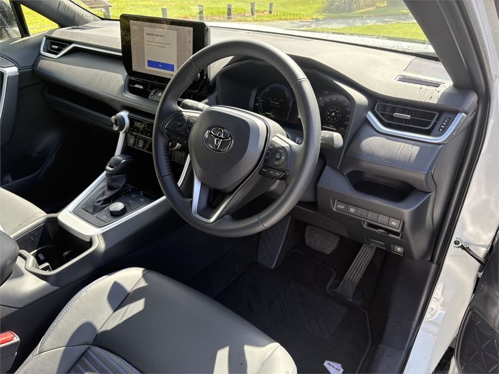 2026 Toyota RAV4 XSE 2.5P HV ECVT AWD SUV/5D/5S Intelligent Safety SUV - Image 2