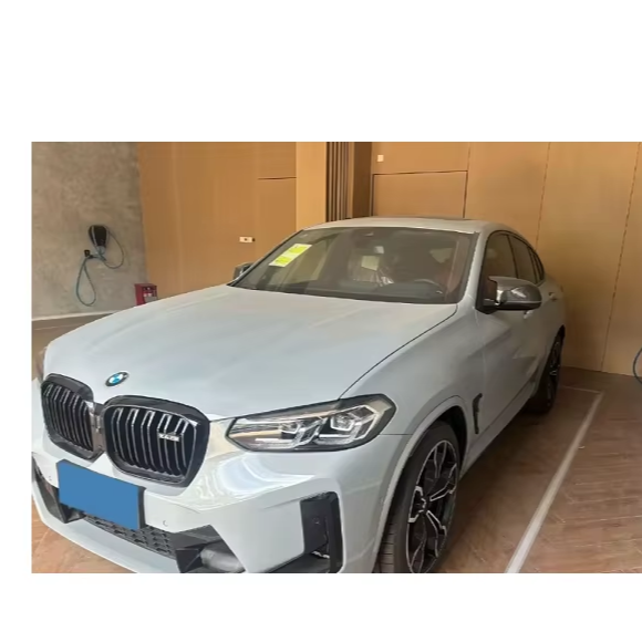 2026 BMWs X4 suv CAR - Image 2
