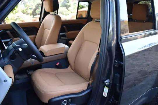 2026 Land Rover Defender 130 SUV CAR - Image 4