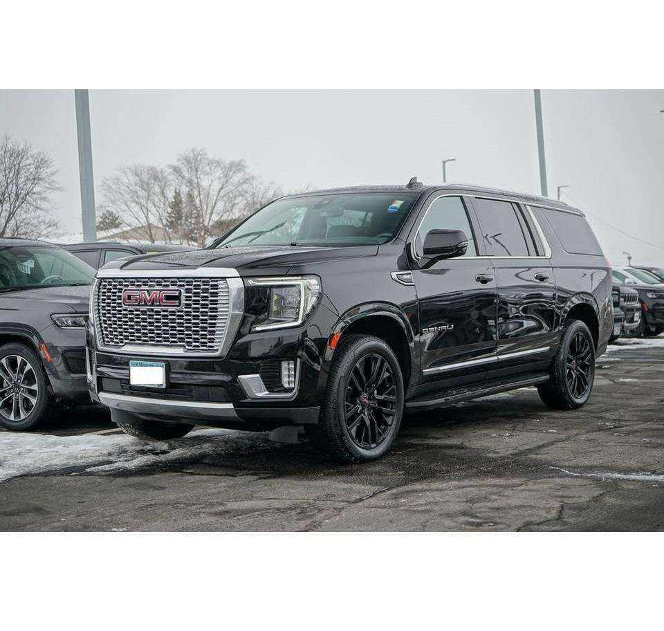 GMC Yukon XL Denali Sport Utility CAR SUV
