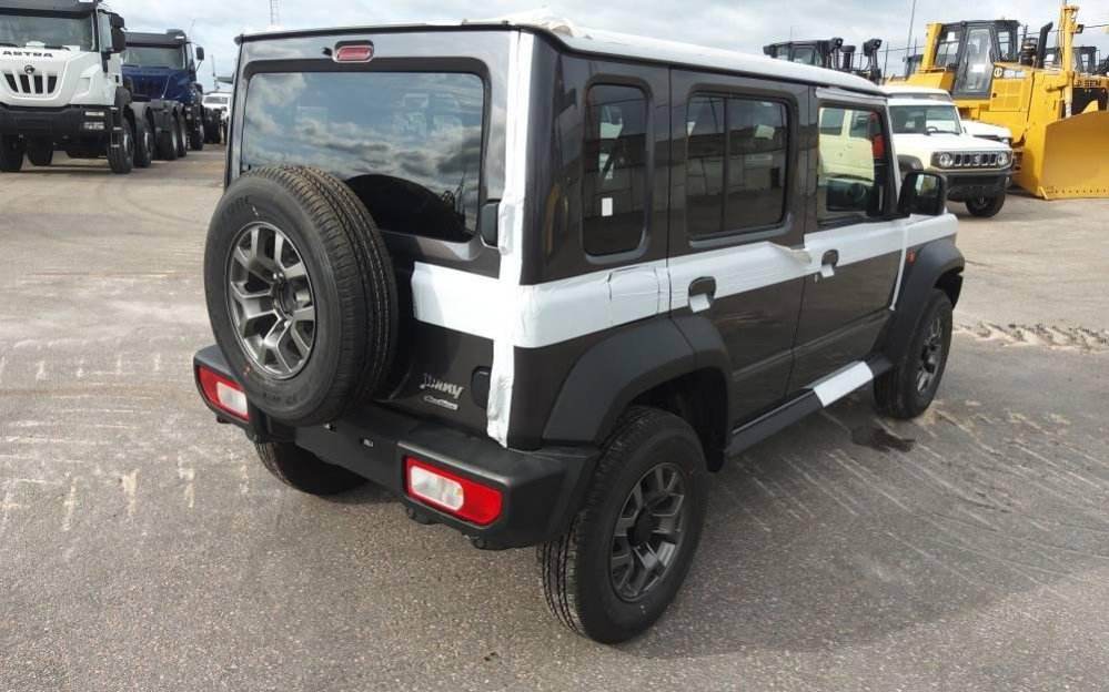 2026 Suzukiis Jimny GLX Cars 1.5L SUV - Image 2