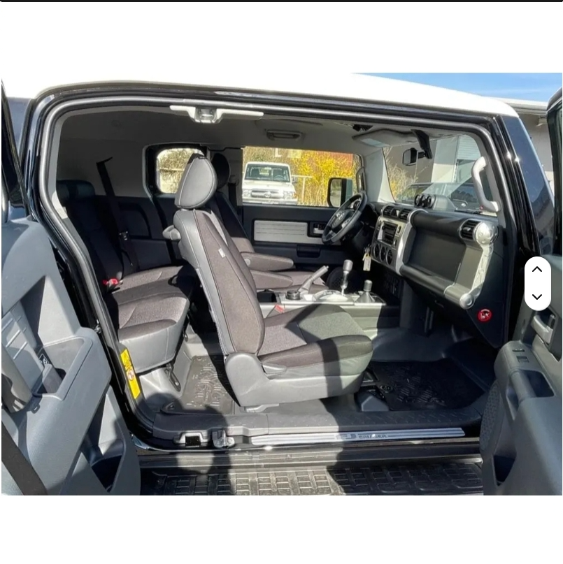 2026 TOYOTA FJ CRUiSER GRJ76 VX - Image 2
