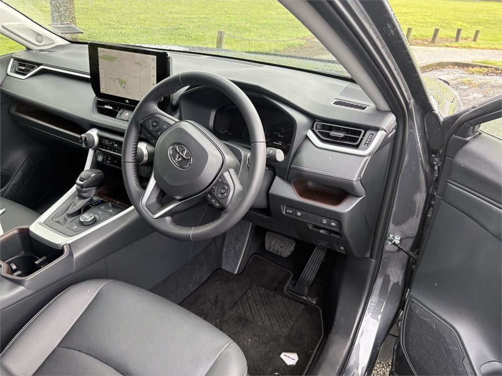 2026 Toyota RAV4 Limited 2.5P HV ECVT AWD SUV/5D/5S SUV - Image 4