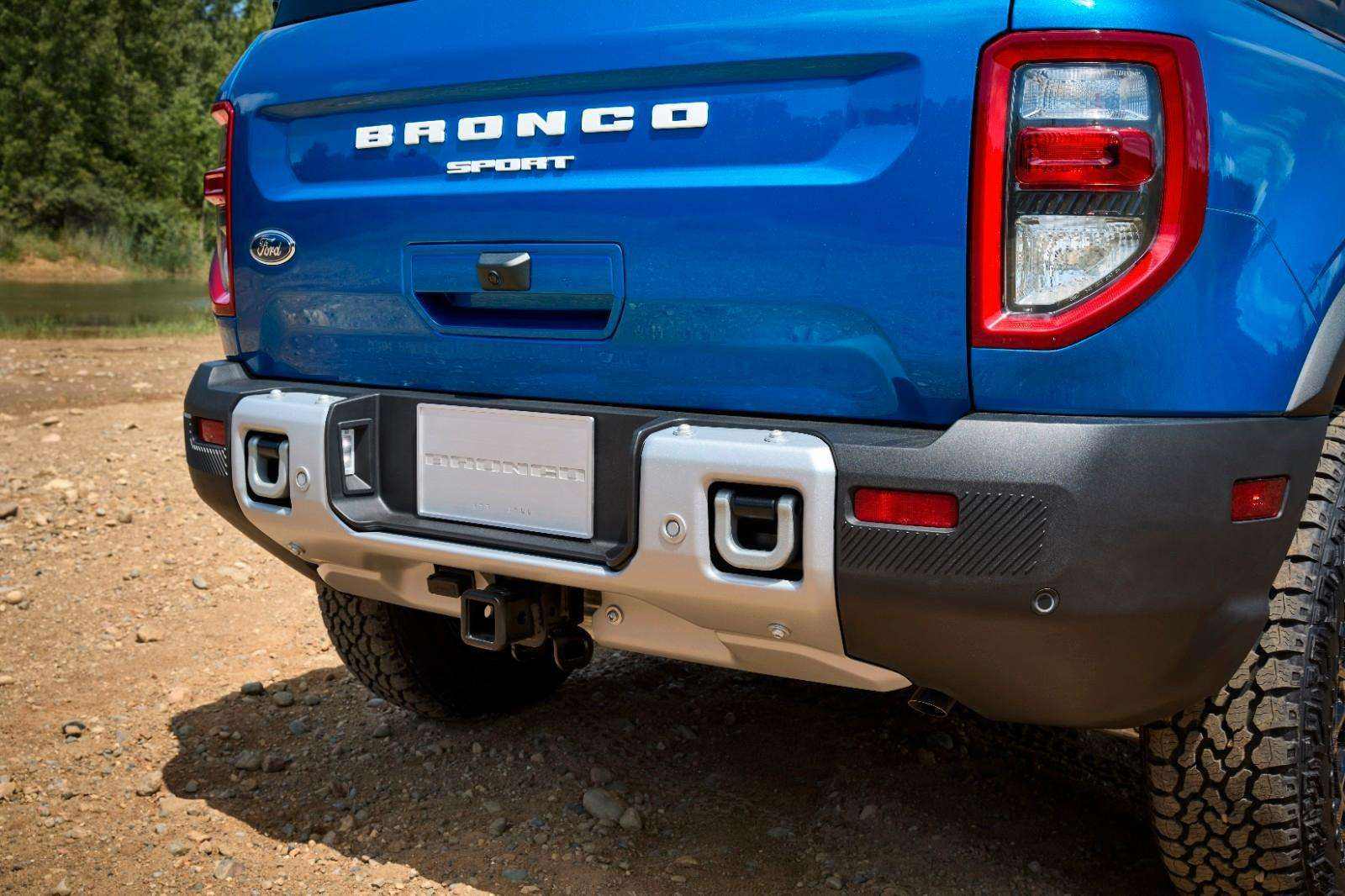Fords Broncos Badlands SUV 4WD 2.3T 10AT 5-Door Gasoline Car Left Steering Luxury Off-road Vehicle - Image 3